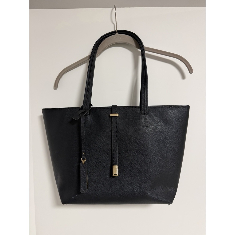 Vince Camuto Leila tote bag featuring gold-tone hardware